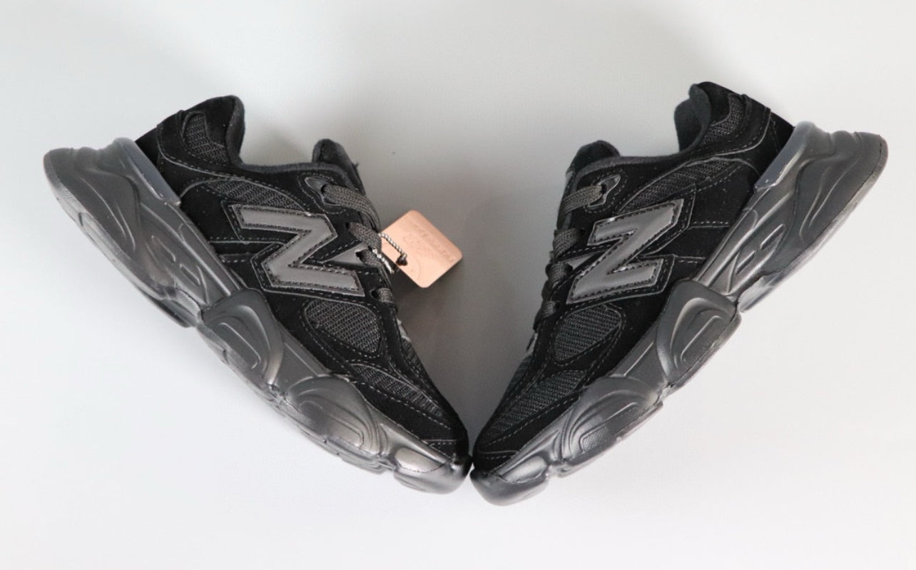 Kids Nu Balance Triple Black