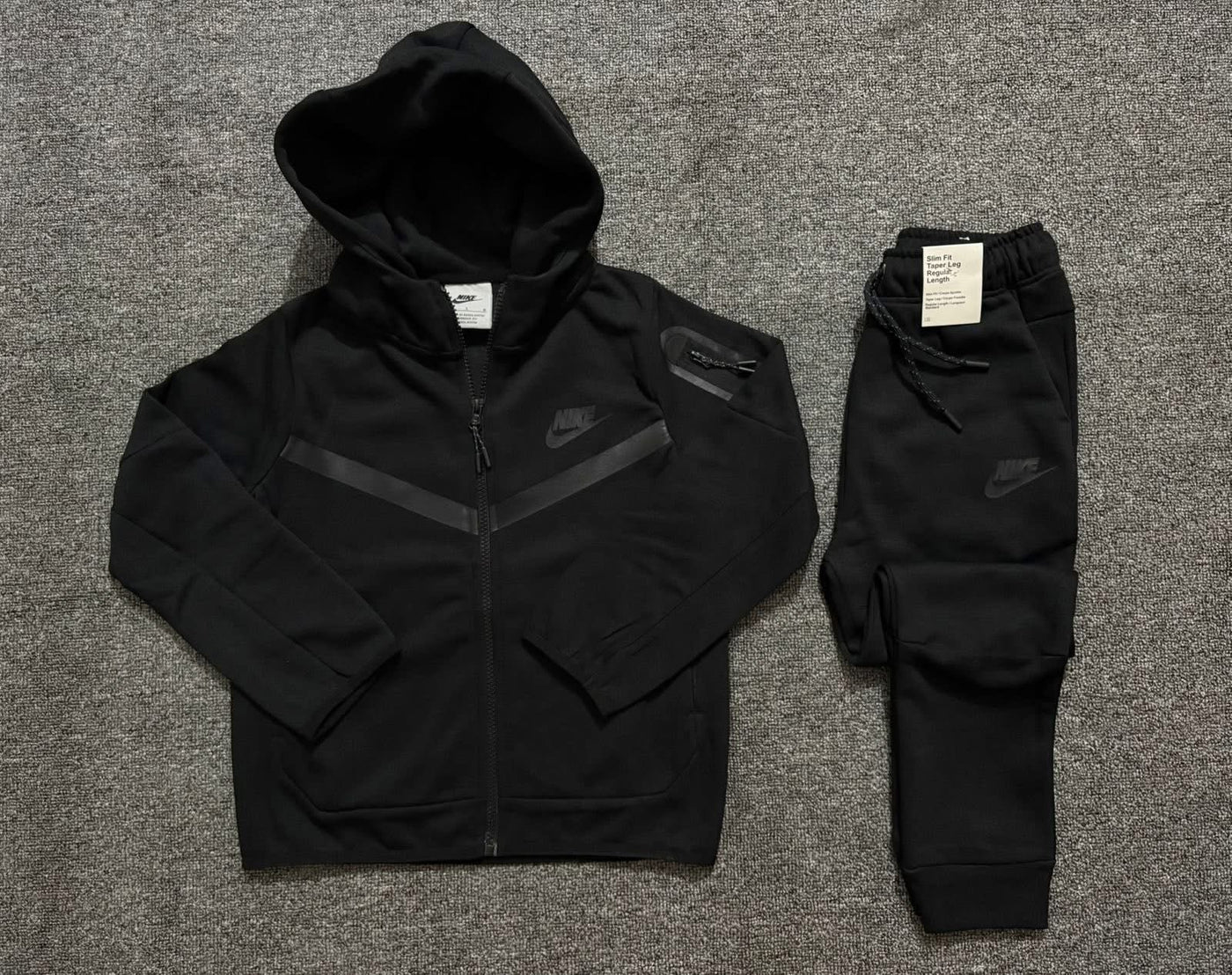 TRIPLE BLACK KIDS TECH